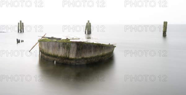 Long exposure, ship's bow in the Bodden, Dranske, Rügen, Mecklenburg-Western Pomerania, Germany,