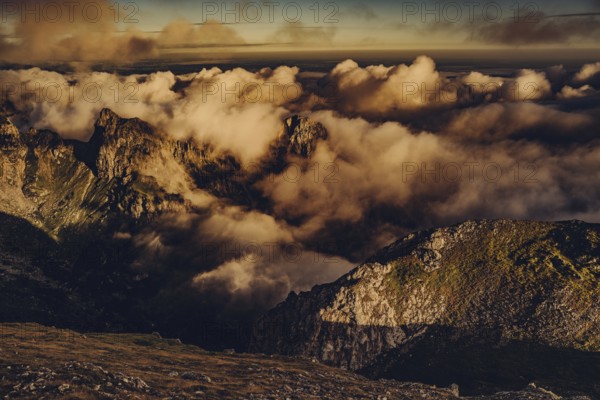 Sunrise hike on the Hochplatte in the Ammergau Alps, Ammergebirge in the Allgäu, Bavaria, Germany,