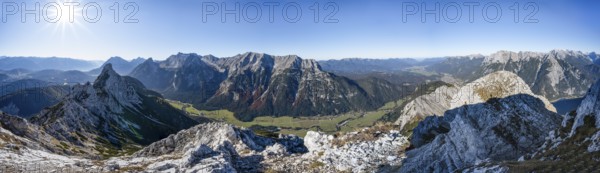 Panorama, view at the summit of the Große Arnspitze, mountain panorama with Karwendel Mountains and