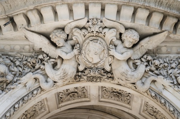 Figures of angels and elaborate floral relief work, Middle Temple Lane entrance, The Inns of Court,