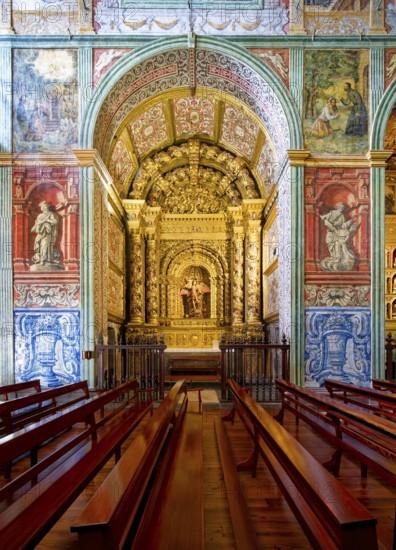 Church of São João Evangelista, Igreja do Colégio, Jesuit College, Jesuit Church, interior view of