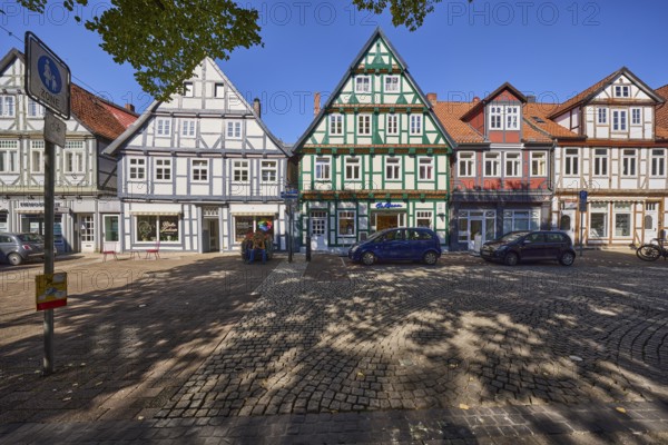 Outlet, Bahlsen GmbH und Co. KG, half-timbered houses, tree, shadow, pedestrian zone, row of