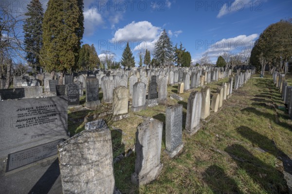 Old graves at the Israeli cemetery, inaugurated in 1882, Werner-von Siemens Str. 2, Würzburg, Lower