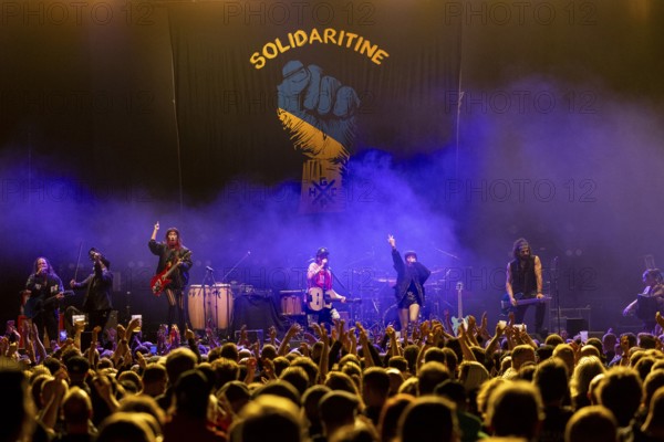 GOGOL BORDELLO, folk punk band, USA, concert, 15.02.2025, Max-Schmeling-Halle, Berlin, Germany <