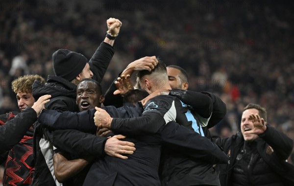 Unrestrained goal celebration in stoppage time, coach Xabi Alonso Bayer 04 Leverkusen Patrik Schick