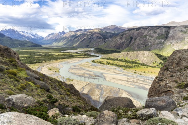 Rio de Las Vueltas, Laguna de los Tres Trail, Mount Fitz Roy, El Chaltén, Santa Cruz Province,