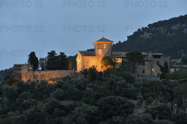 Iglesia de San Juan Bautista church in the evening light, Deià, Serra de Tramuntana, Majorca,