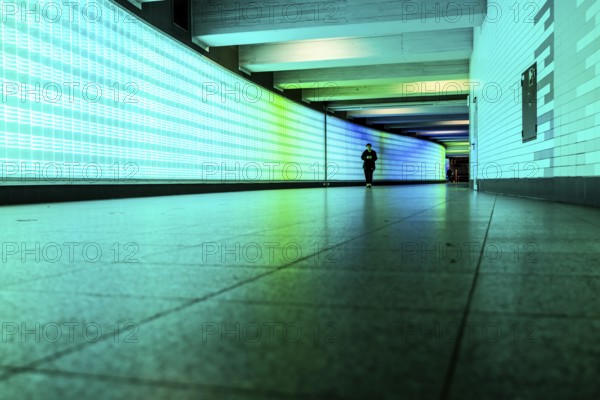 Passage under Essen's main railway station, connects entrances to the city and the main railway