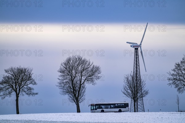 Country road, local train, wind farm, north of Lichtenau, self-proclaimed energy town, over 190