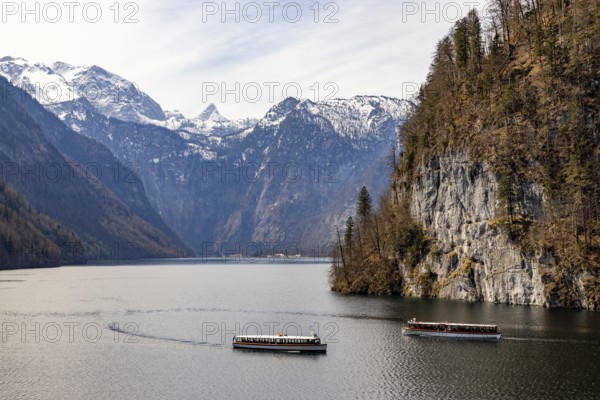Excursion boats on the Königssee, behind the Steinerne Meer, Berchtesgaden National Park, Schönau