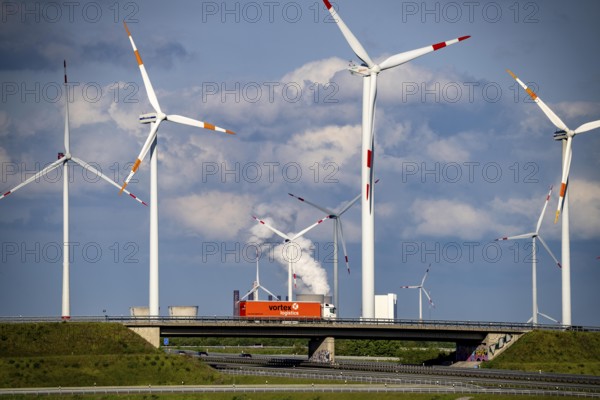 RWE Windpark Jüchen A44n, Garzweiler wind farm, at the Garzweiler opencast lignite mine, on the A44