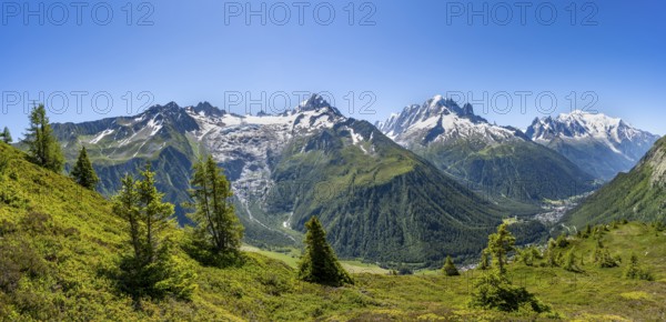 Mountain panorama with glaciated mountain peaks, Aiguille de Chardonnet with Glacier du Tour,