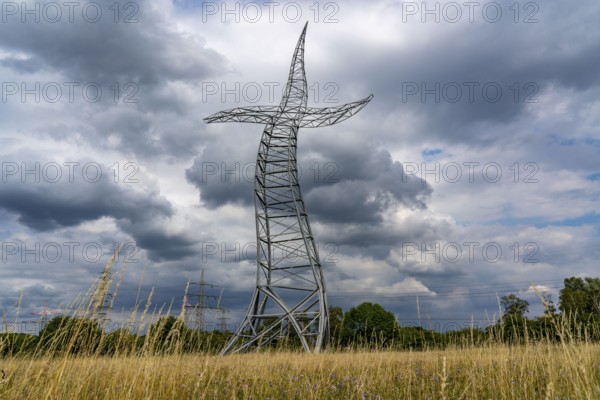 Emscherkunst, artwork Zauberlehrling by the Berlin artist group Inges Idee, an apparently dancing