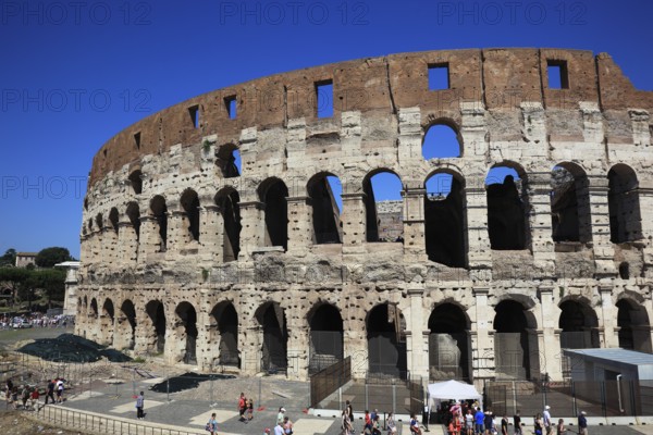 The Colosseum, Amphitheatrum Novum or Amphitheatrum Flavium, Colosseo, Anfiteatro Flavio,