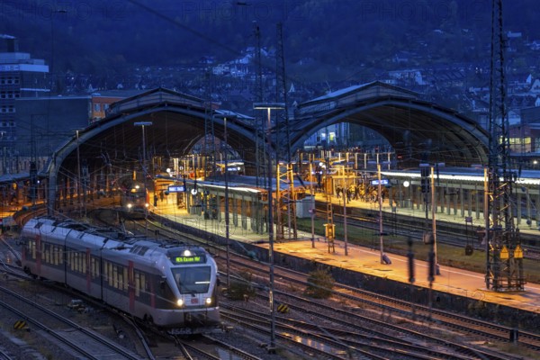 The main railway station of Hagen, station halls, tracks, platforms, regional express train, North