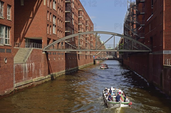 Europe, Germany, Hamburg, Speicherstadt, Kehrwiederfleet, barge, canal cruise, Hamburg, Hamburg,