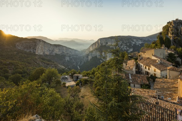 Mountain village, sunrise, Rougon, Verdon Gorge, Gorges du Verdon, Alpes-de-Haute-Provence
