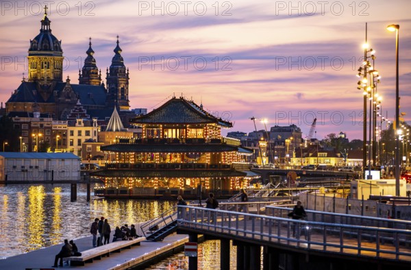 Amsterdam, Netherlands, city centre, St. Nicholas Basilica, new quarter on the Oosterdokskade,