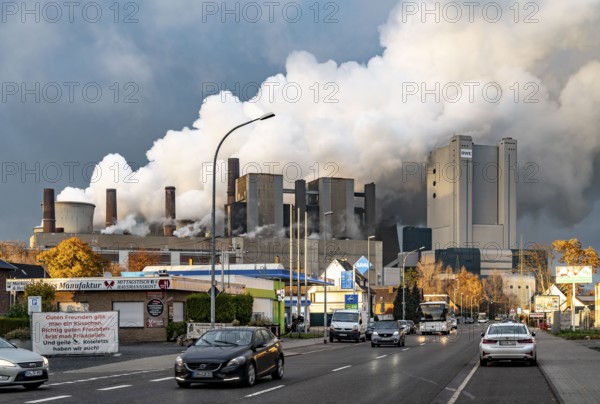 Dormagener Straße in Niederaussem, lignite-fired power station, RWE Power AG Niederaussem power