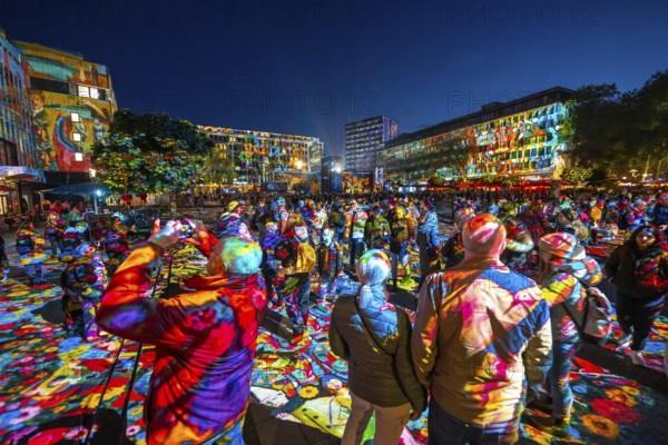 Essen Light Festival, in the city centre, light art on Kennedyplatz, the Berlin artist Daniel