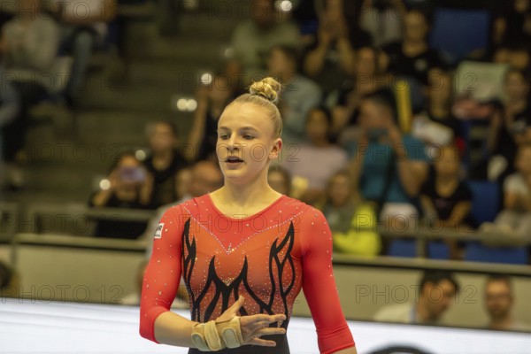 Olympic qualification in apparatus gymnastics in Rüsselsheim Picture: Anna-Lena König after her