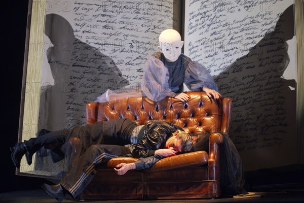 Silbel Limbird, Nairi Hadodo, Doga Gürer, Aithonas Avgoustakis, Kate Strong (Mary Shelley), Marc