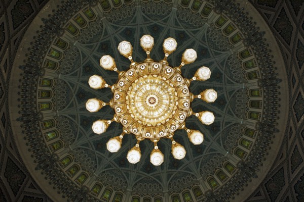 Ceiling light in the men's prayer room, interior view, in the Sultan Qabus Grand Mosque, Muscat,