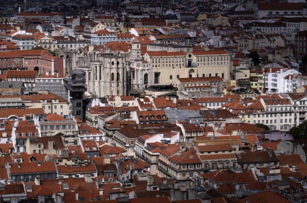 View from Castelo de São Jorge to old town, Elevador de Santa Justa lift, Museu Arqueológico do