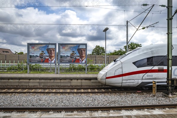 We are starting the general refurbishment. The railway wants to invest massively in tracks and