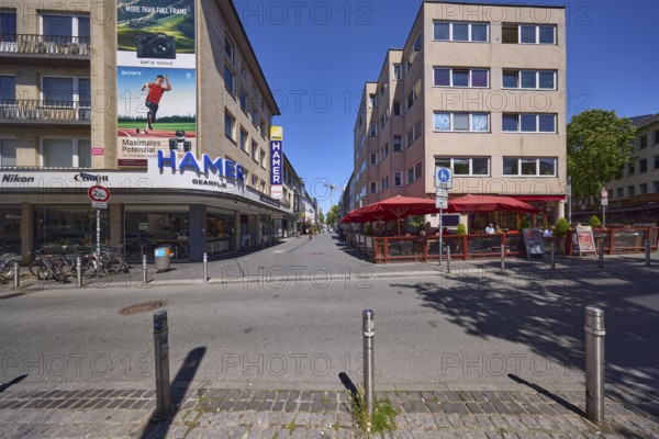 Pedestrian zone Kortumstrasse with the photo shop Hamer in Bochum, Ruhr area, independent city,
