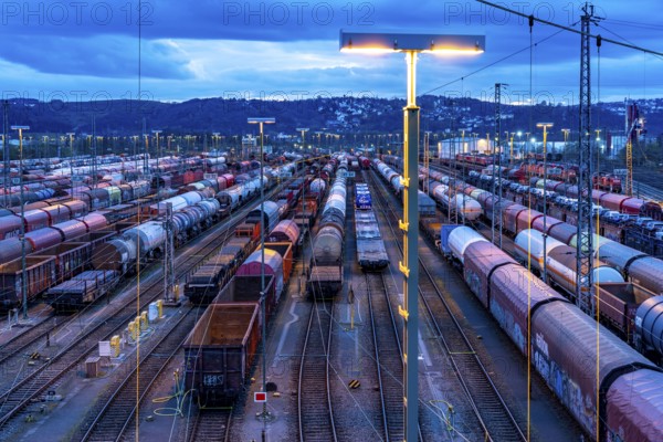 The Hagen-Vorhalle marshalling yard, one of the 9 largest in Germany, is located on the