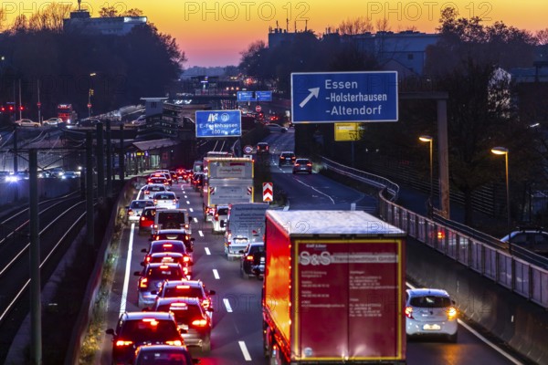 Motorway A40, Ruhrschnellweg, in Essen, route through the city centre, is affected by a possible