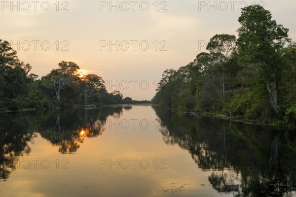 Lake, Angkor Thom, sunset, Angkor Wat, Angkor, UNESCO World Heritage Site, Siem Reap, Cambodia,