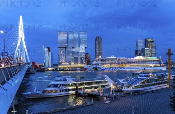 Rotterdam, skyline at the Nieuwe Maas, Erasmus Bridge, skyscrapers at the Kop van Zuid district,