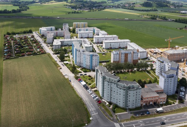 Drone image, residential building, high-rise estate and allotment garden estate, Asten, Linz Land