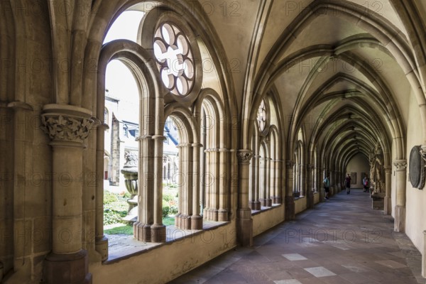Cloister, Church of Our Lady, UNESCO World Heritage Site, Trier, Rhineland-Palatinate, Germany,