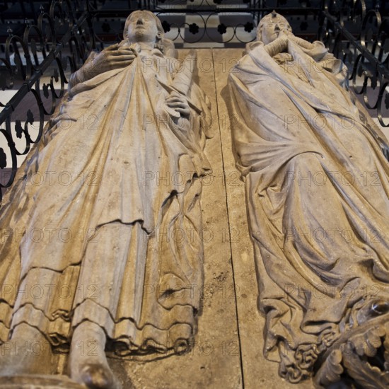 Tomb of Henry the Lion and Mathilde Plantagenet in the cathedral, Cathedral Church of St Blasii in