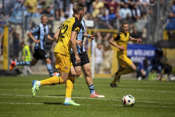 Football 3rd division, season 2024/25, matchday 37: Waldhof Mannheim vs Dynamo Dresden***On the