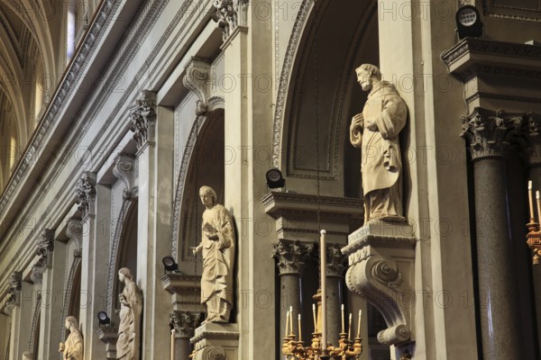 City of Palermo, in the Cathedral Maria Santissima Assunta, figures of saints in the nave, UNESCO