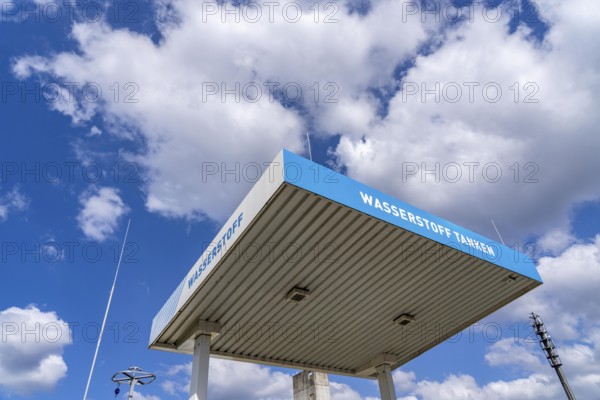 Hydrogen filling station, at the hydrogen competence centre, in Herten, North Rhine-Westphalia,