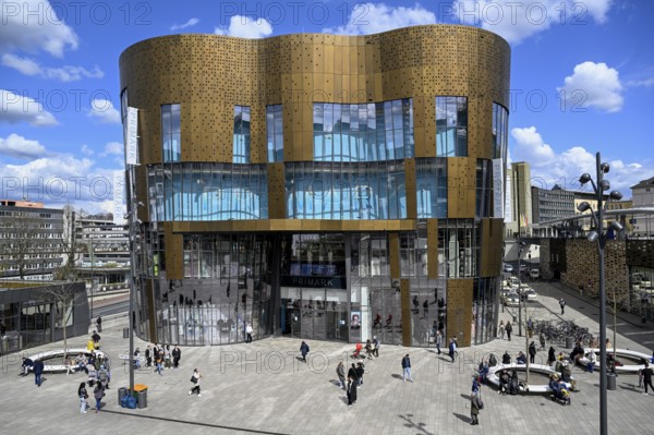 Primark building by Chapman-Taylor architects, Döppersberg district, Wuppertal, Bergisches Land,