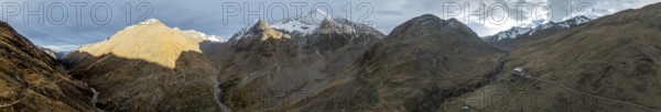 Panorama, Mountain landscape in the evening light, Mountain hut Martin-bush-Hütte, Niedertal in