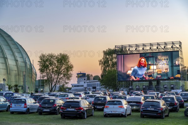 Drive-in cinema at Essen/Mülheim Airport Motor Movies, temporary film screening, at the WDL airship