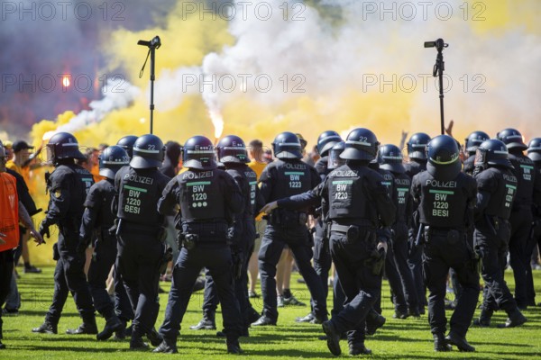 Football 3rd division, 2024/25 season, matchday 37: Waldhof Mannheim v Dynamo Dresden***Pure