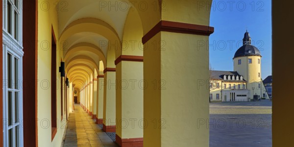 Lower Castle, arcade in the Corps de Logis and view of the Fat Tower with Castle Square, Siegen,