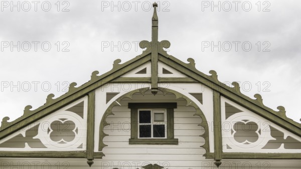 Green and white wooden gable, Kongsvoll or Kongsvold Fjeldstue, historic mountain hut, Drivdalen