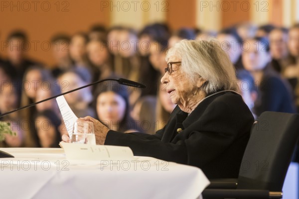 Margot Friedländer, Holocaust survivor and honorary citizen of the city of Berlin, at a reading as