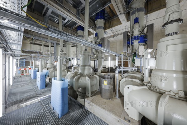 28.10.2020, Oberhausen, Ruhr area, North Rhine-Westphalia, Germany - Emscher conversion, new