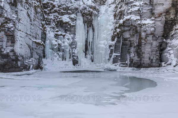 Gorge, canyon, river, waterfall, icy, ice, snow, winter, Abisko Canyon, Abisko National Park,
