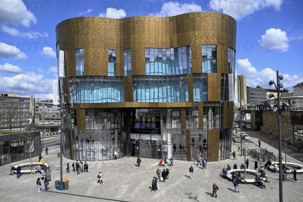 Primark building by Chapman-Taylor architects, Döppersberg district, Wuppertal, Bergisches Land,